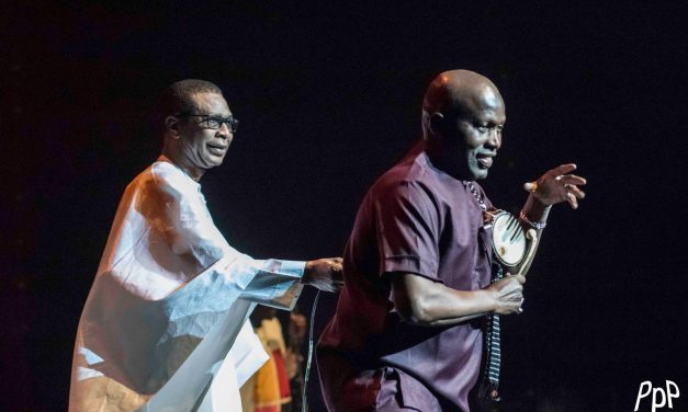 Le Photographe Peter Graham publie des photos de la performance de Youssou N&rsquo;dour au concert de la Place des arts ( Mai 2022)