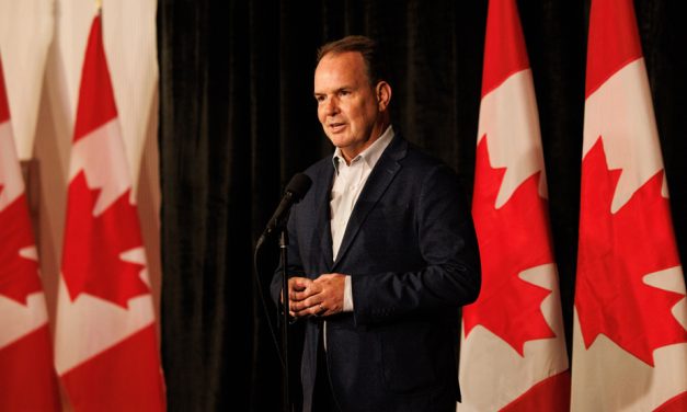 Conflit de travail ferroviaire | Le ministre MacKinnon « soulagé »