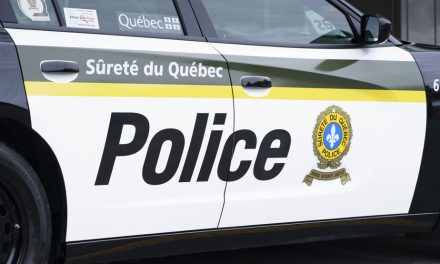 La police recherche deux jeunes suspects pour le meurtre de Maxime Jean