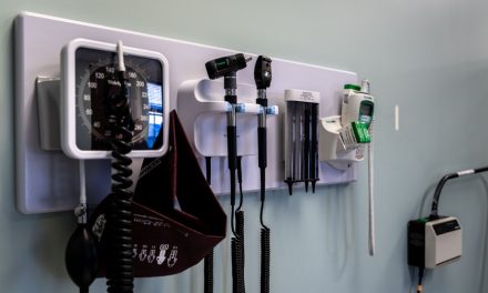 Torts faits aux autochtones | Les médecins du Canada s’excusent officiellement