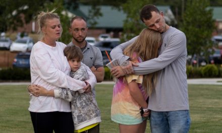 Fusillade dans une école en Géorgie | Un élève inculpé du meurtre de quatre personnes