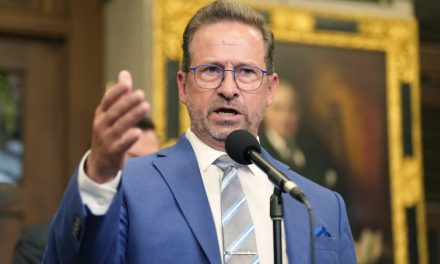Deux projets de loi | Le Bloc québécois fait connaître sa date limite pour l’adoption