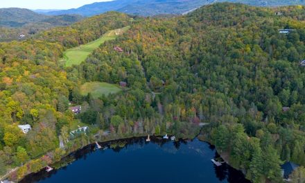 Finances des écoles privées | Forêt, chalets et école huppée pour Letendre