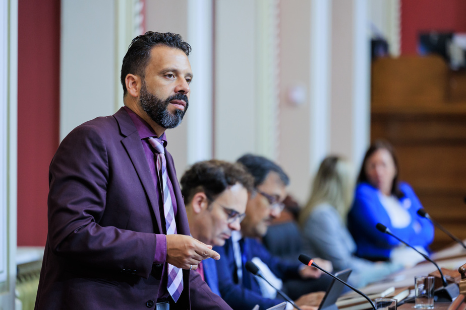 Allégations de racisme à l'Assemblée | Haroun Bouazzi persiste et signe