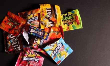 Longueuil et Montréal | Des pastilles à lave-vaisselle et une aiguille parmi les friandises d’Halloween