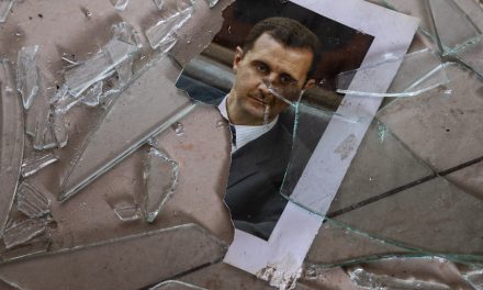 Bachar al-Assad a fui la Syrie sans prévenir ses proches