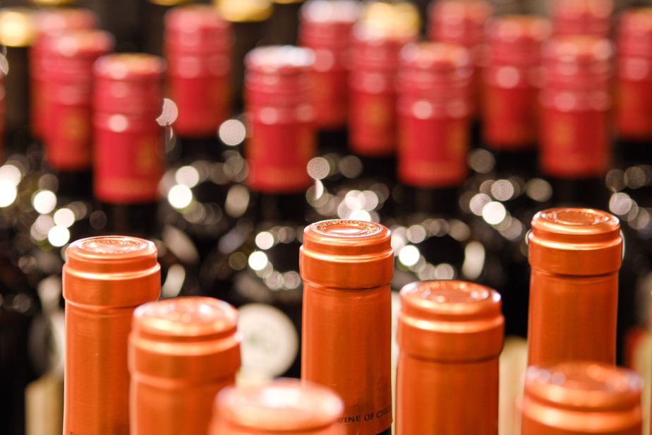 Société des alcools du Québec | Retirer le vin américain des tablettes est envisagé