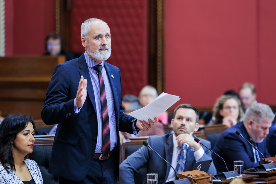 Mairie de Montréal | Vincent Marissal songe à fonder son propre parti