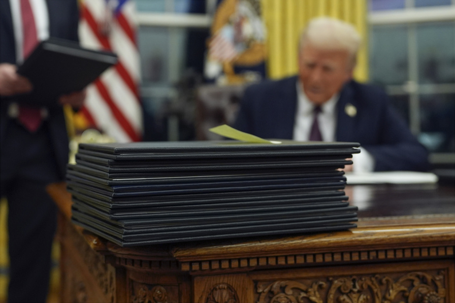 Gel des aides publiques fédérales | Donald Trump fait marche arrière