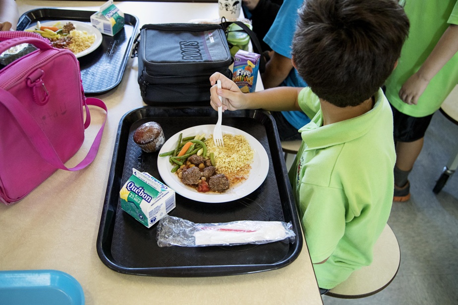Programme national d’alimentation scolaire | À deux mois de perdre des millions pour les enfants