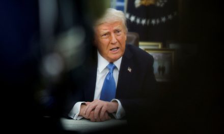 Guerre commerciale avec le Canada | « Nous n’avons besoin de rien de ce qu’ils ont », dit Trump