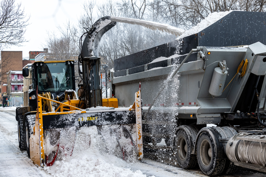 76 % des rues dégagées | Montréal dans la « dernière ligne droite » du déneigement