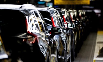 Industrie automobile | Trump va annoncer des droits de douane cet après-midi