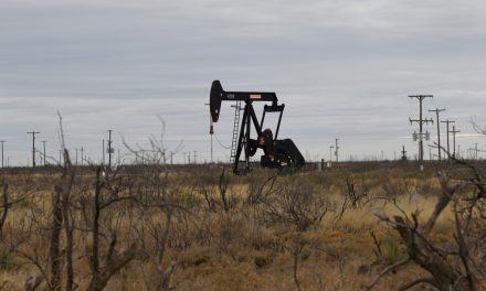 Droits de douane | Chute des prix du pétrole après les annonces de Trump