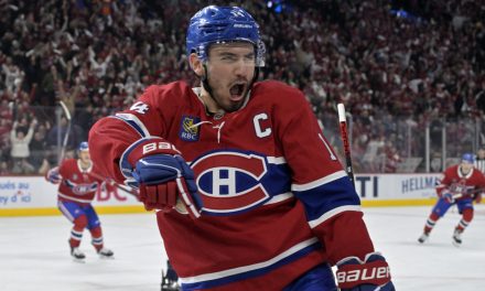 | Le Canadien remporte son premier match de la série, mais perd Montembeault