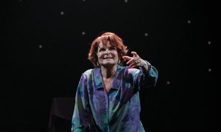 Critique de Janette | Un siècle en pièce
