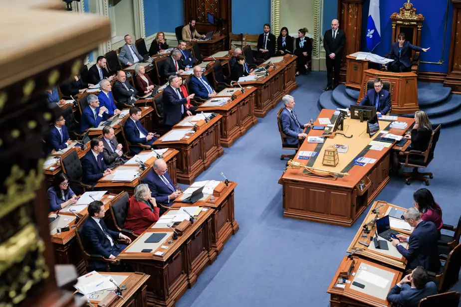 Cote de crédit du Québec abaissée | Legault défend ses choix et n’a qu’un regret