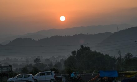 | L’armée pakistanaise dit qu’elle « ripostera » après des frappes de l’Inde sur son sol