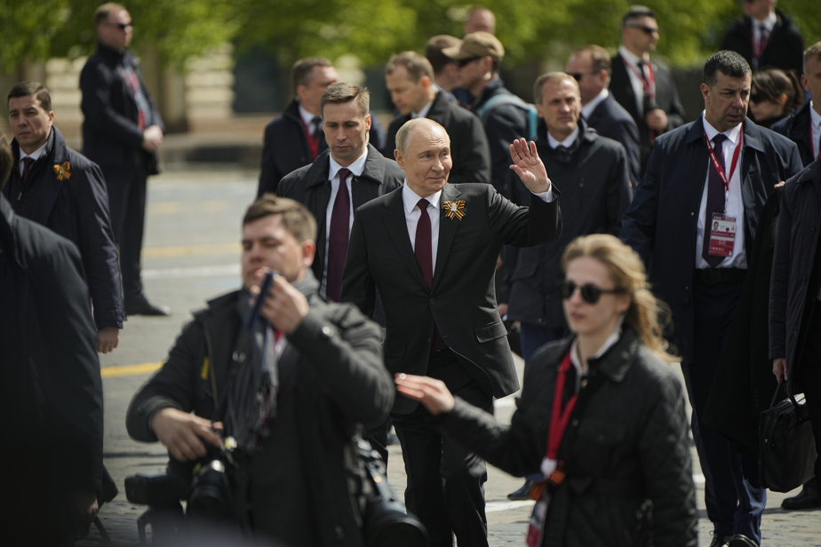 Commémorations de la victoire sur l’Allemagne nazie | Poutine rend hommage aux soldats russes en Ukraine en présence de dirigeants étrangers