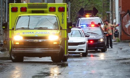 Montréal | Un homme aspergé de gaz poivré après avoir agressé une policière