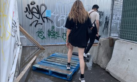 Vieux-Montréal | Un passage submergé donne des maux de tête aux usagers