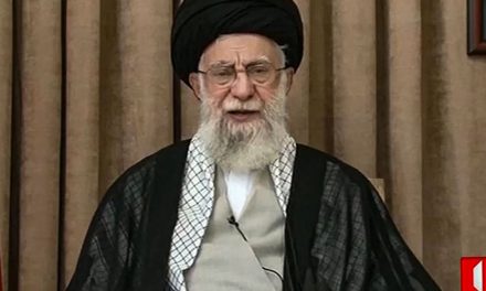 Frappes américaines en Iran | Les États-Unis « ont exagéré » l’impact de leurs attaques, assure Khamenei