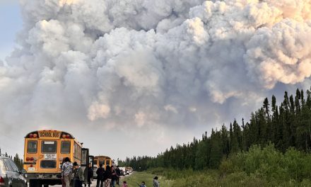 Incendies de forêt | La possibilité de devoir évacuer le site du G7 fait partie des plans