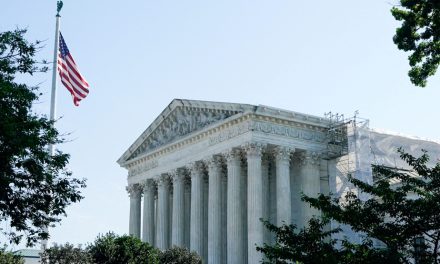 Efficacité gouvernementale | La Cour suprême autorise le département à accéder aux données de millions d’Américains