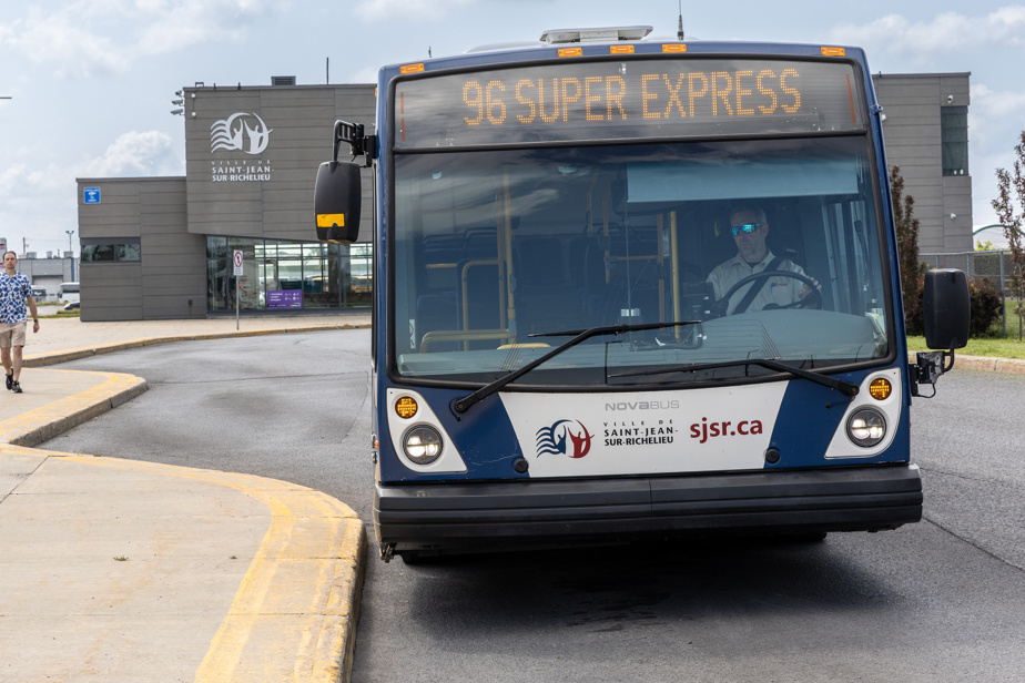 Autobus vers la station Brossard | Saint-Jean-sur-Richelieu reporte sa connexion au REM