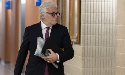 Procès civil | Gilbert Rozon mis face à ses contradictions