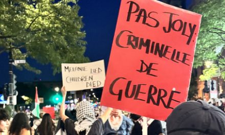 Manifestation devant la résidence de Mélanie Joly | « Pas de réponse facile » sur le droit à la vie privée des élus