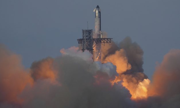 Nouveau vol test de la mégafusée Starship après une série d’explosions