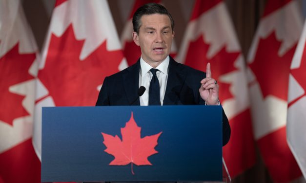 Pierre Poilievre saura lundi s’il revient à la Chambre des communes