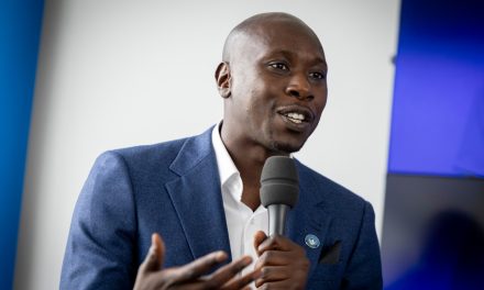 Hassoun Camara intronisé | « Je suis le garçon le plus heureux »