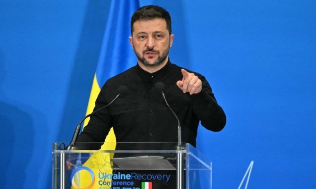 Sommet Trump-Poutine | Zelensky rejette tout compromis territorial