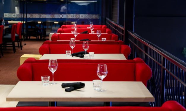 Pénalités pour les réservations fantômes | Des restaurateurs n’osent pas sévir