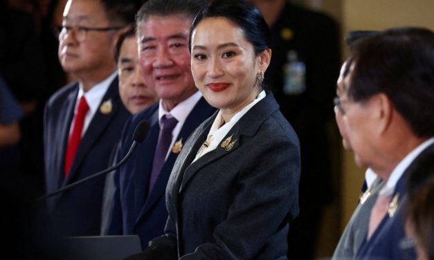 Première ministre destituée | La Thaïlande plongée dans l’incertitude politique