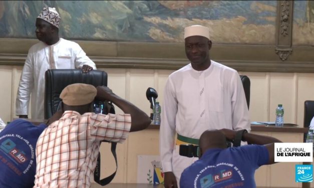 Abass Fall, ministre sénégalais du Travail, élu maire de Dakar