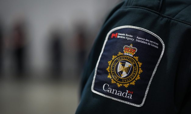 Entrée irrégulière massive à Stanstead | Un quatrième suspect arrêté