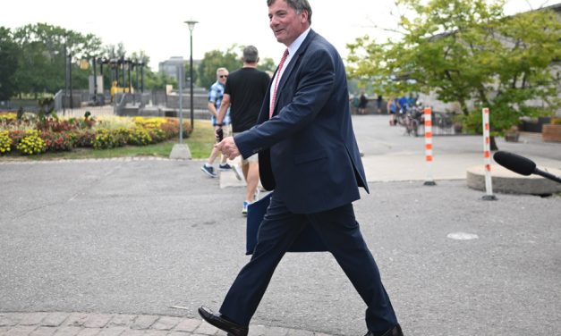 Guerre commerciale | Dominic LeBlanc constate des progrès après la réunion à Washington