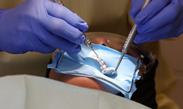 Outils dentaires mal stérilisés | Plus de 500 patients à risque de contamination à Laval