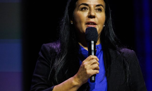 Premier débat de la campagne municipale | Soraya Martinez Ferrada se dit « victime » du débat sur les pistes cyclables