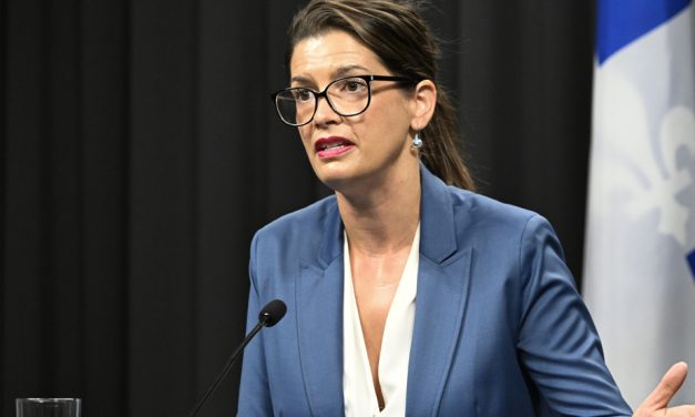Transport collectif | Guilbault serre la vis pour la dernière fois