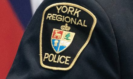 Ontario | Un véhicule a foncé dans une garderie, six enfants blessés
