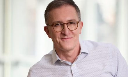 Tylenol et autisme | Un doyen d’Harvard a été payé 150 000 $ pour démontrer une corrélation