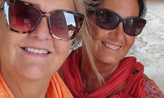 Frappées par un train au Portugal | La communauté sourde pleure le décès de deux Québécoises
