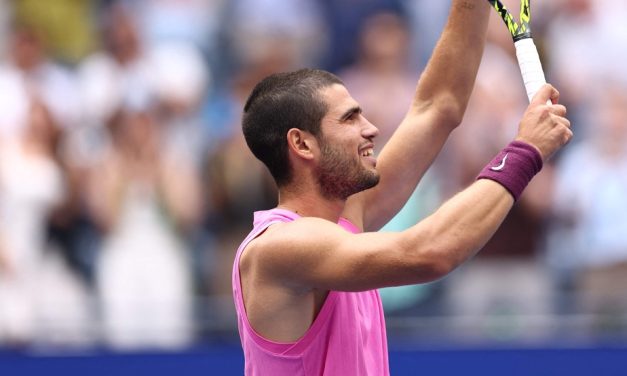 Internationaux des États-Unis | Alcaraz élimine Djokovic et se qualifie pour la finale 