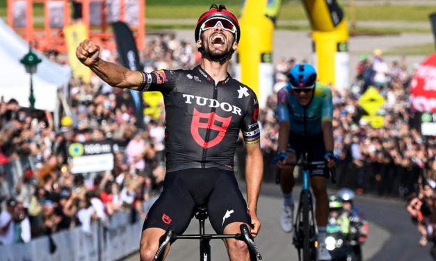 Julian Alaphilippe remporte le Grand Prix de Québec