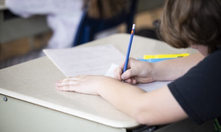 Y a-t-il trop de plans d’intervention dans les écoles ?