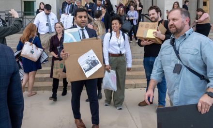 Restrictions imposées par Washington | Des journalistes quittent le Pentagone pour protester